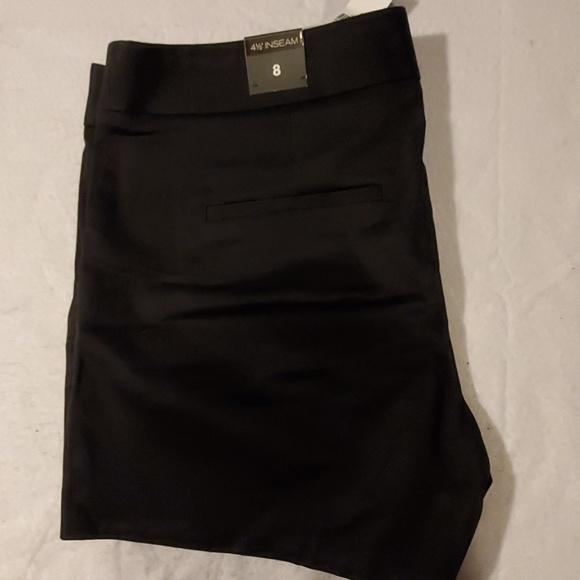 NWT Express Black Shorts Womans Size 8 - Picture 4 of 4